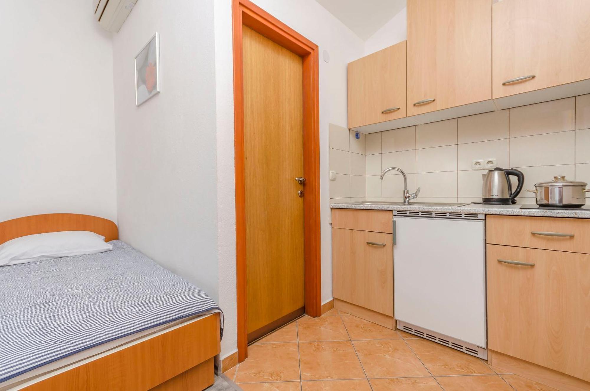 Apartments Rajka Vodice Exterior foto