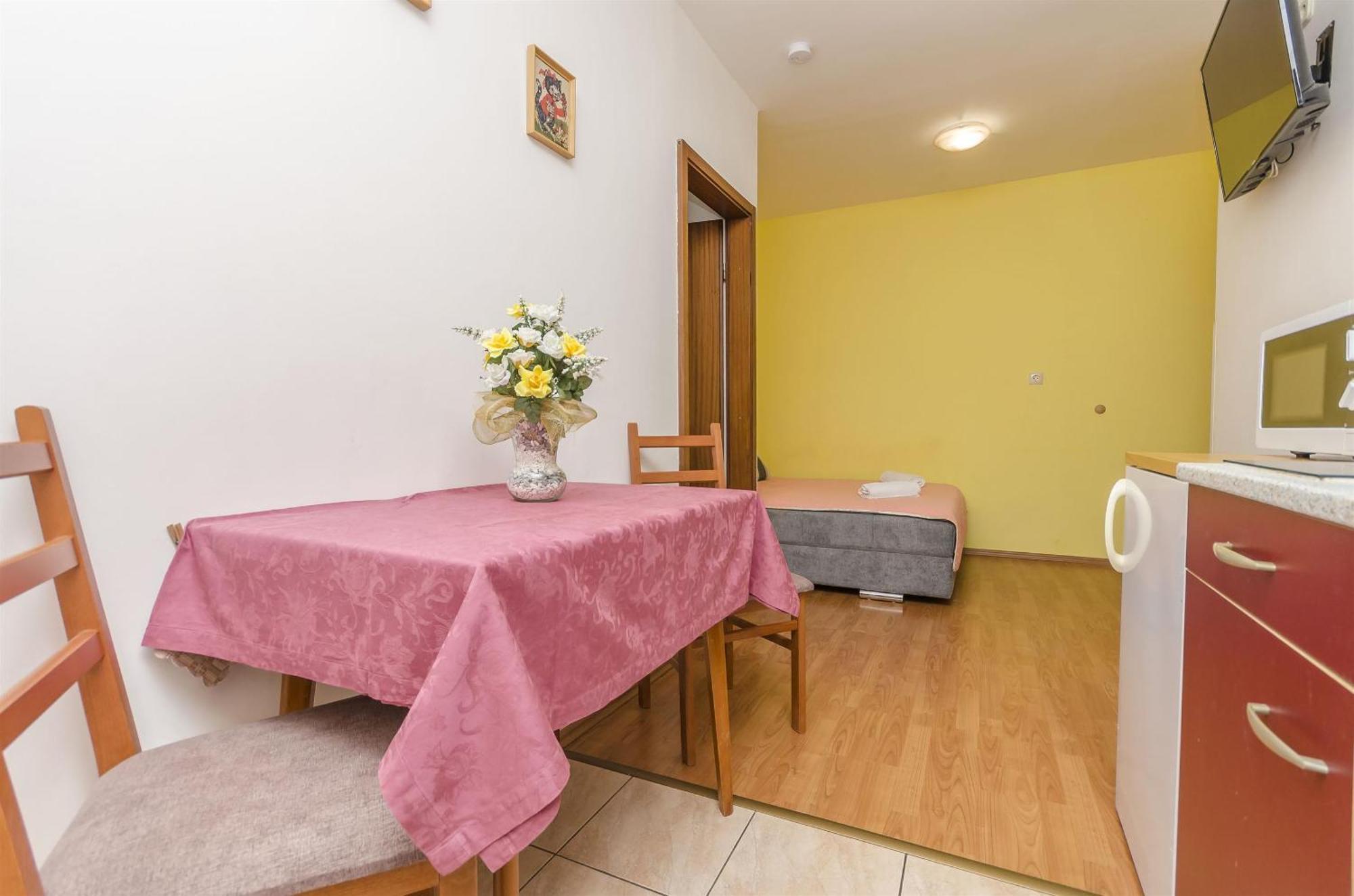 Apartments Rajka Vodice Exterior foto