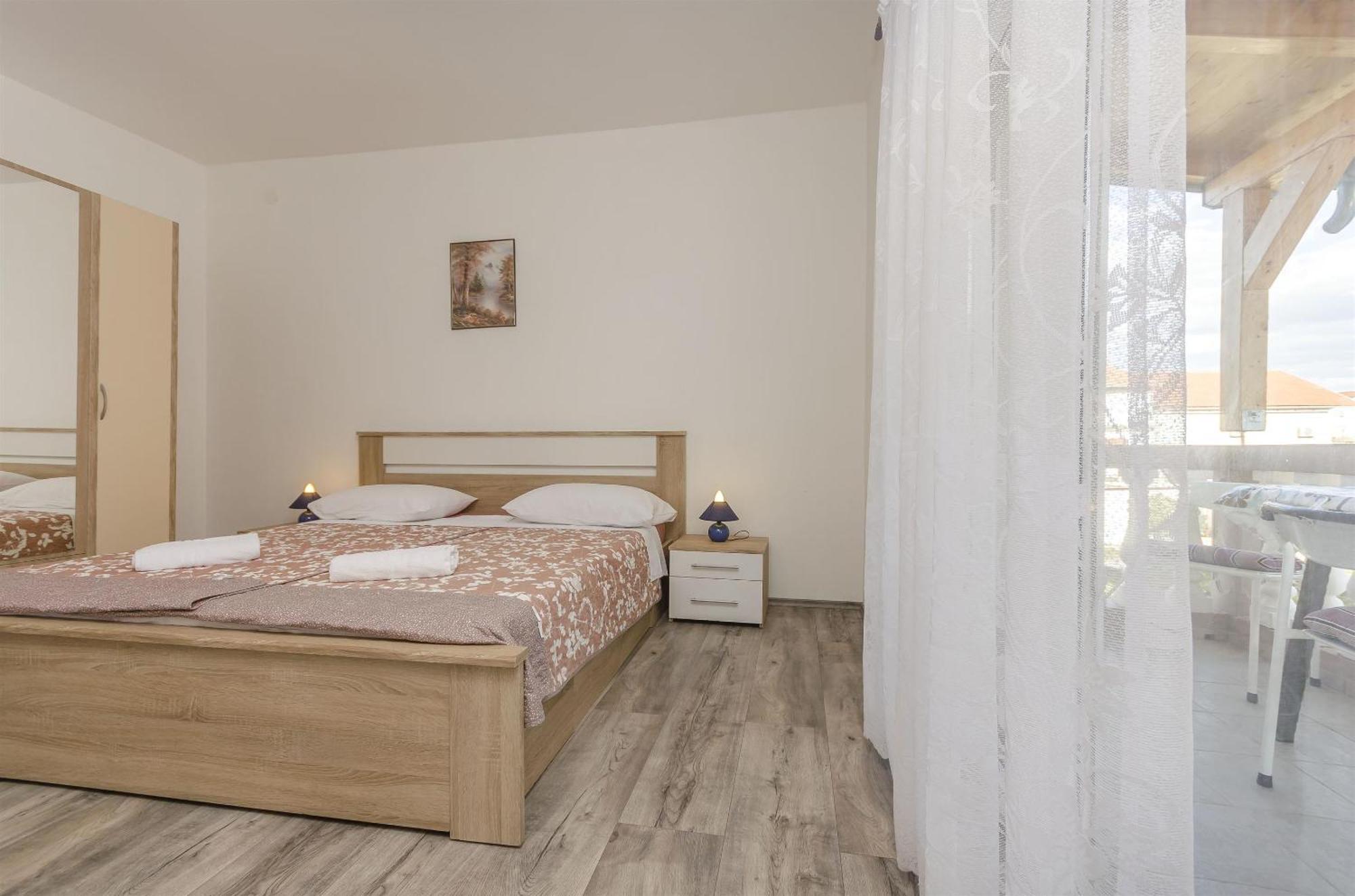 Apartments Rajka Vodice Exterior foto
