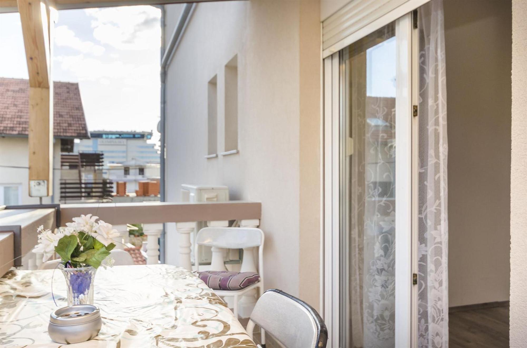 Apartments Rajka Vodice Exterior foto