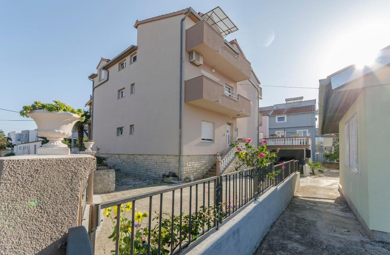 Apartments Rajka Vodice Exterior foto